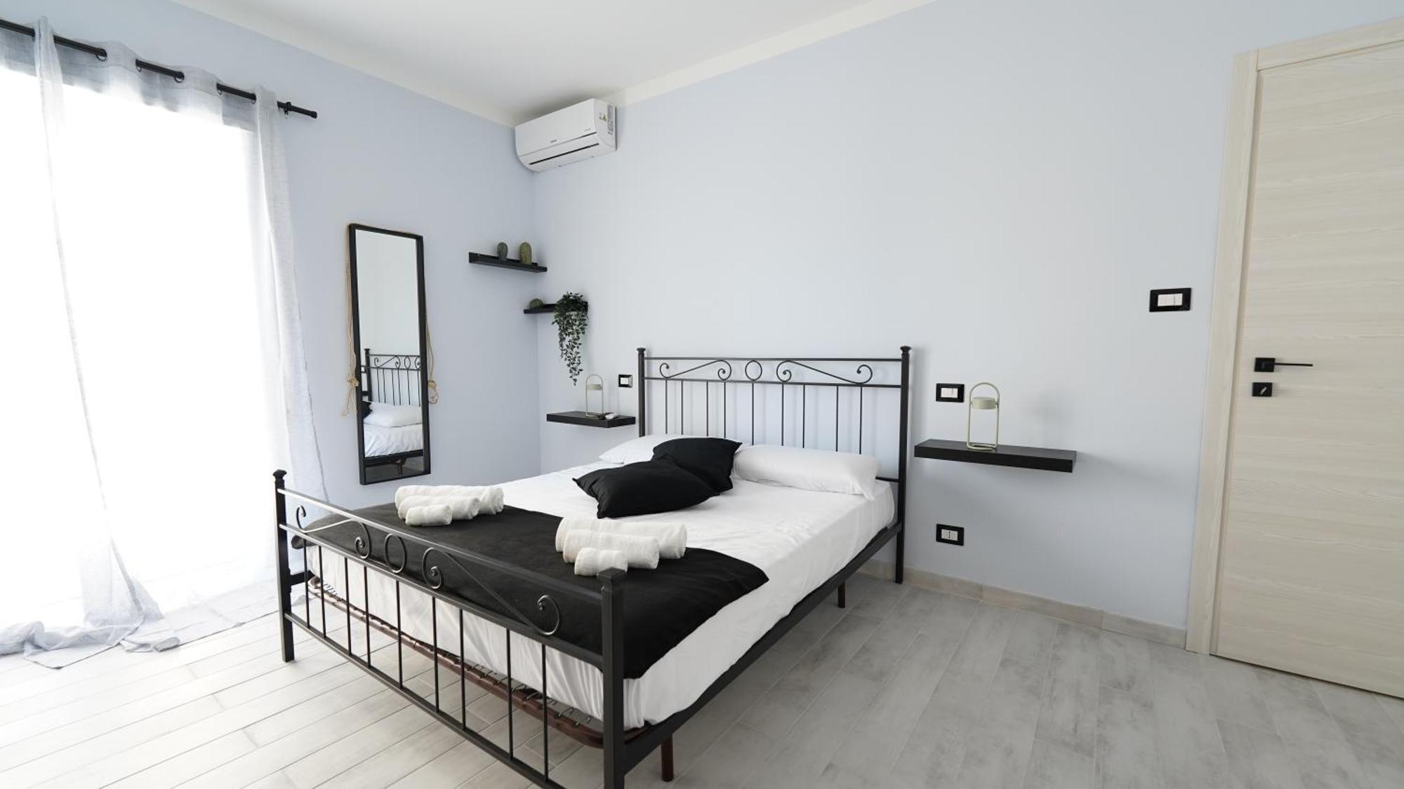 Tina'S House Near Metro A Apartment Rome Bagian luar foto