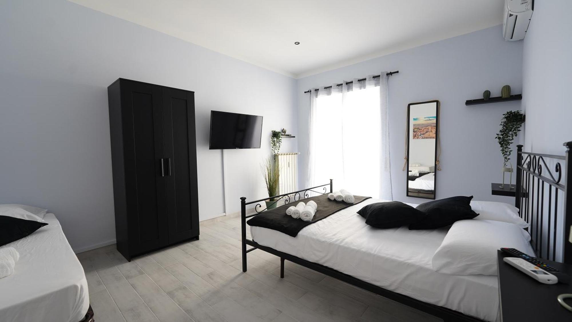 Tina'S House Near Metro A Apartment Rome Bagian luar foto